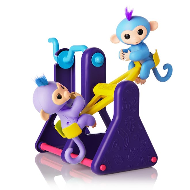 WowWee Fingerlings Playset With 2 Baby Monkey Toys