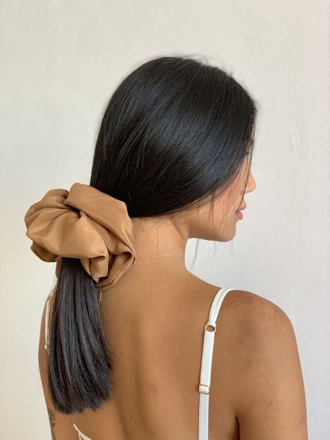 Giant Scrunchie - Silk Bronzed Peach