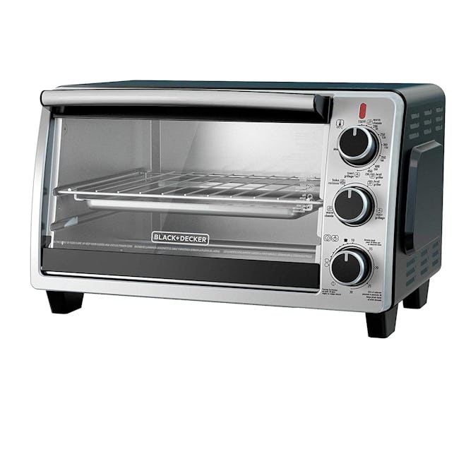 Black + Decker TO1950SBD 6-Slice Convection Countertop Toaster Oven