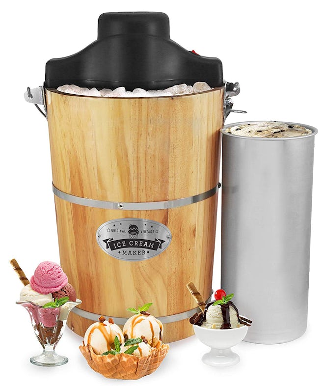 Elite Gourmet 6-Quart Old-Fashioned Ice Cream Maker