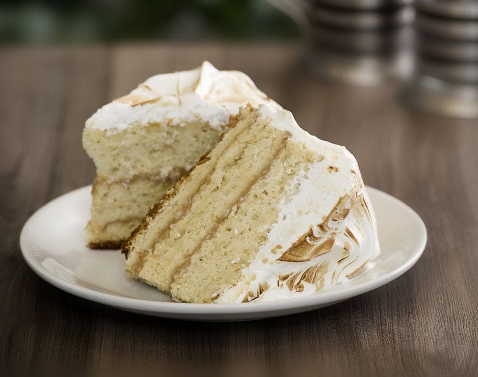 14 Starbucks Cakes You Can Get All Over The World