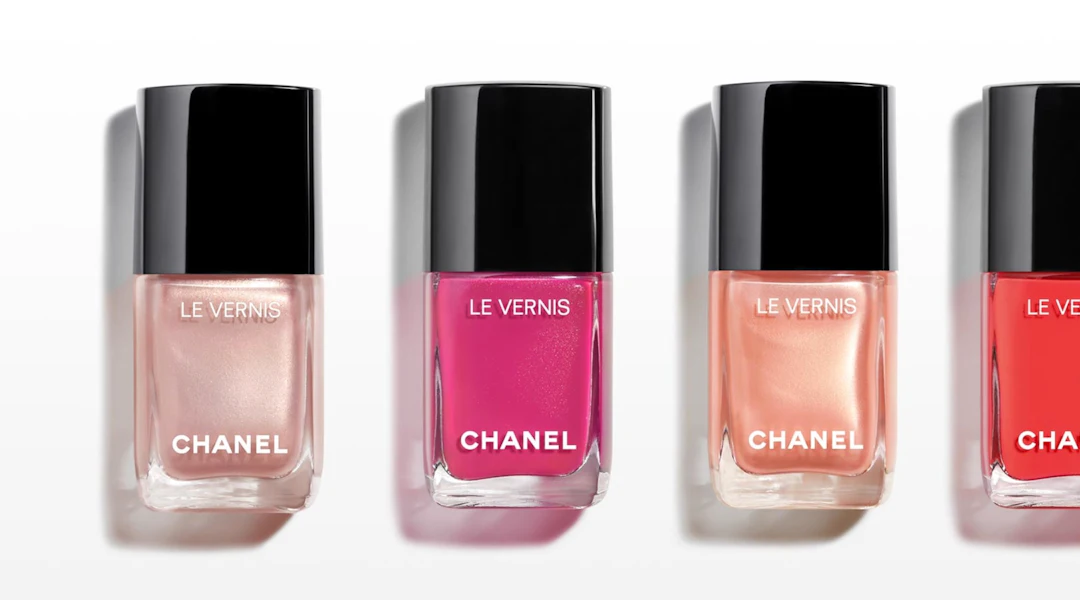 The Chanel Nail 2019 Collection Features 6 New High Shine Polishes The Chanel Nail 2019 Collection Features 6 New High Shine Polishes