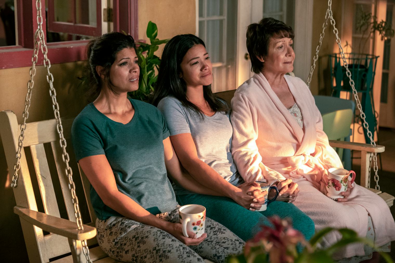 16 'Jane The Virgin' Relationships Ranked From Forgettable Flings To