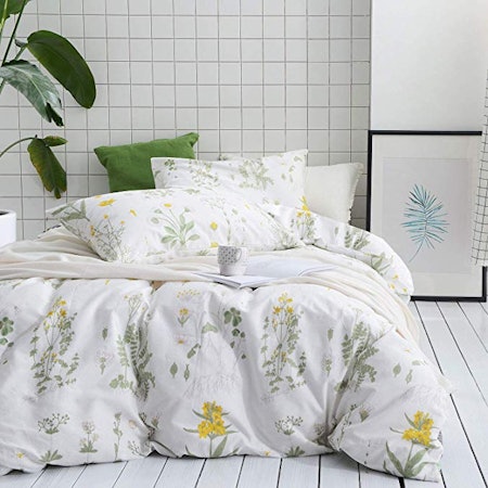 The 4 Best Cooling Duvet Covers