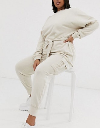 Belted Sweatshirt in Beige 