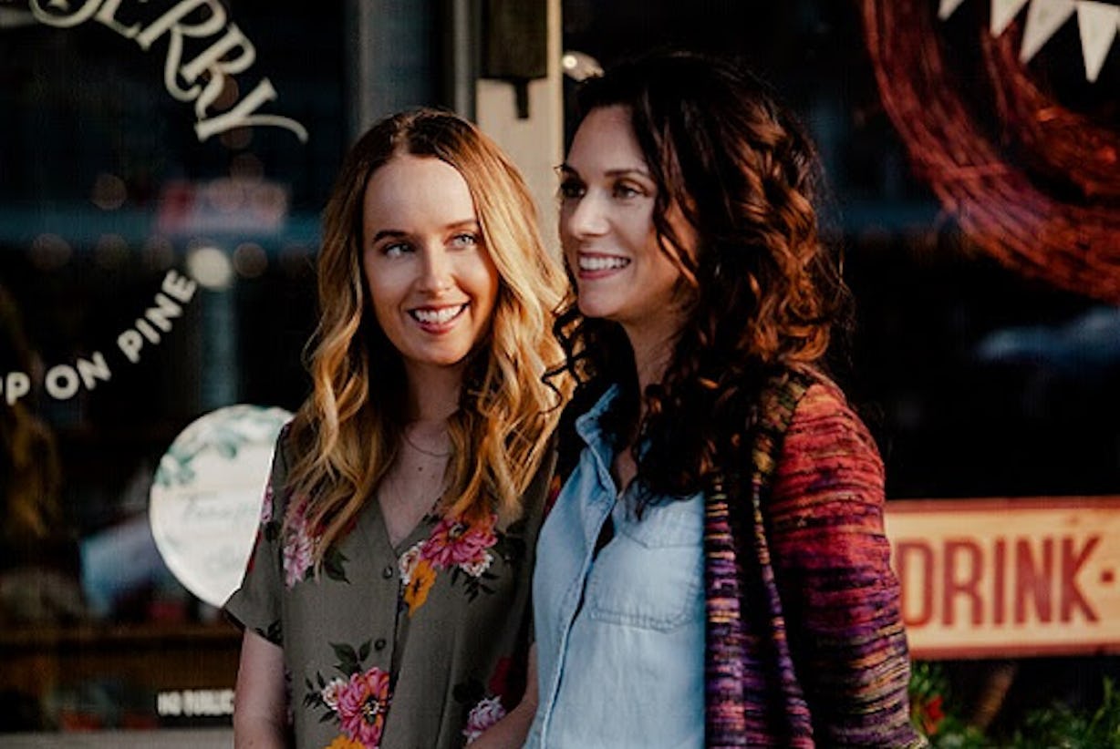 Squad santa lifetime cast movie ashmore aaron hd dalton rebecca trailer 720p airs tonight synopsis premiere courtesy christmas copyright movies Lifetime's New 'One Tree Hill' Christmas Reunion Movie Has The Most