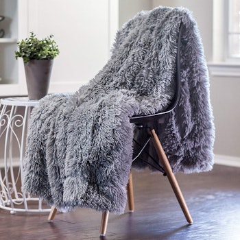 Chanasya Shaggy Faux Fur Blanket