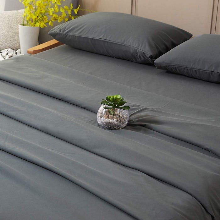 Sonoro Kate Microfiber Egyptian Sheets