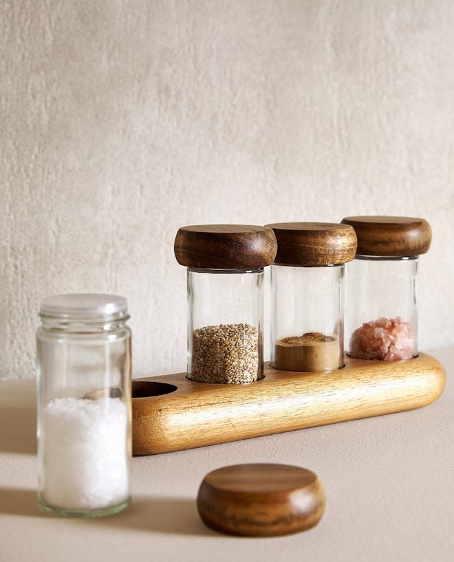 SPICE RACK WITH BASE (SET OF 4)