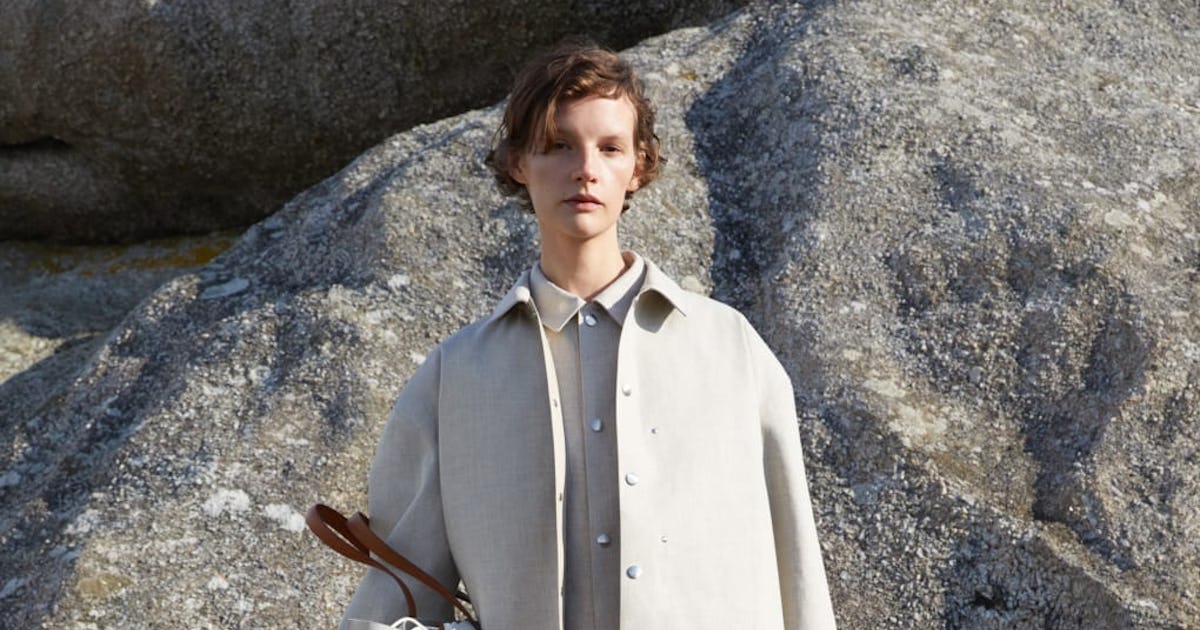 fd4a2c5b-b735-4594-b8f4- fd4a2c5b-b735-4594-b8f4-