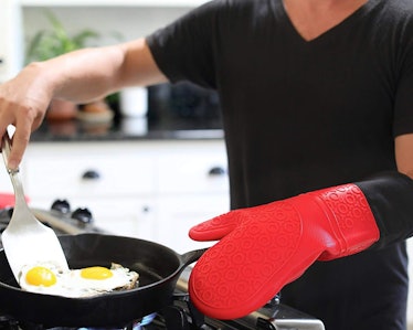 HOMWE Extra Long Professional Silicone Oven Mitt