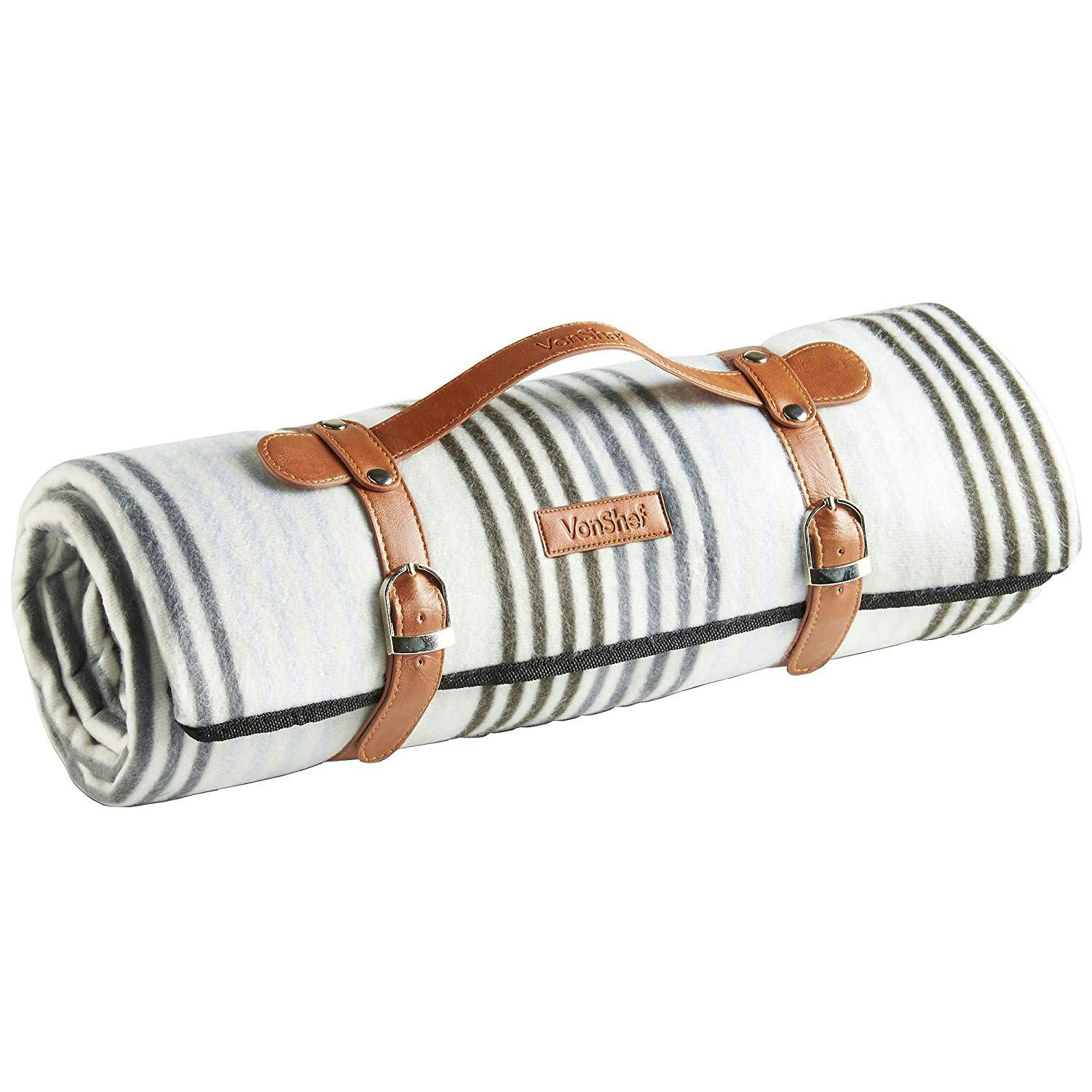 The 4 Best Beach Blankets