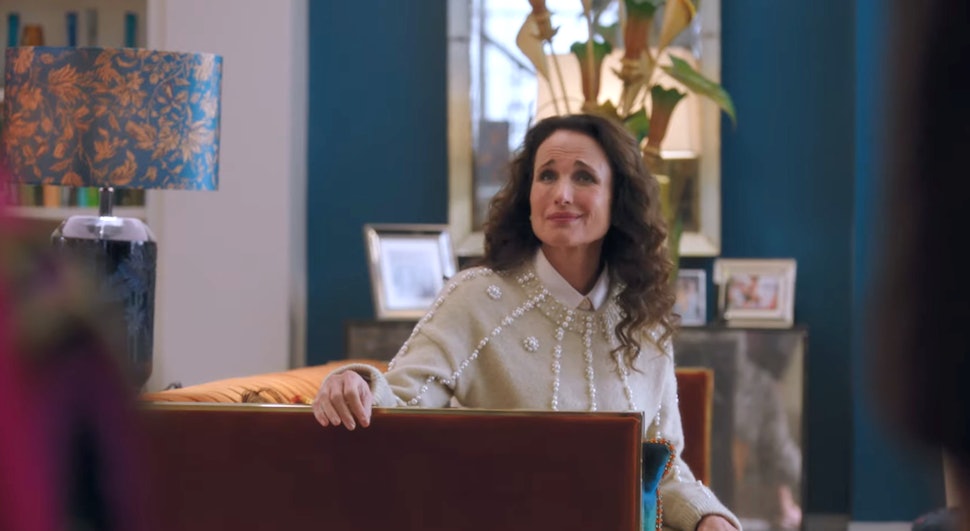 Andie Macdowell S Four Weddings And A Funeral Tv Show Cameo Is