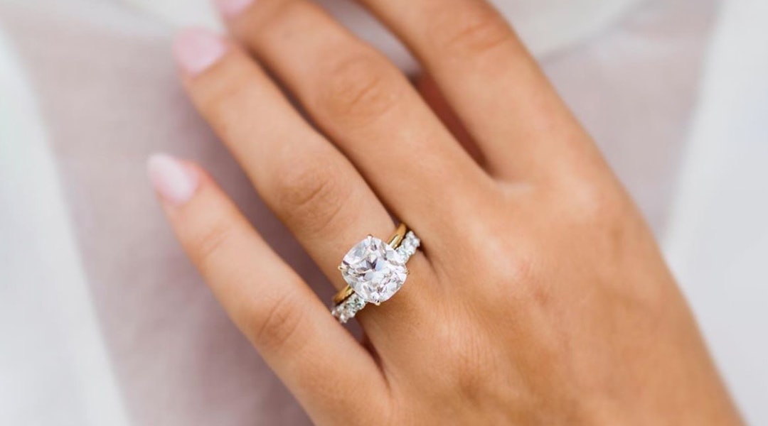 Moissanite Engagement Rings Are The Popular Diamond Alternative You Should  Consider