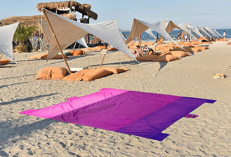 The 4 Best Beach Blankets