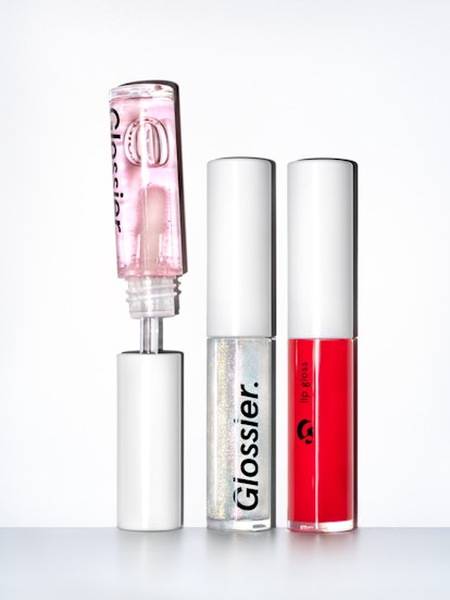 ad I smell Glossier You EVERYWHERE. So let's talk about it :) #glossi