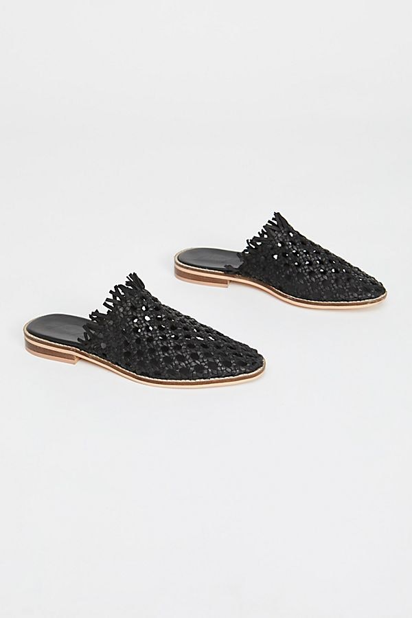 the remi slingback flat in woven leather