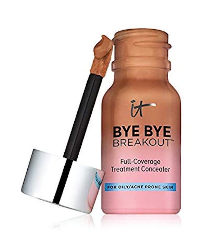 It Cosmetics Bye Bye Breakout Full-Coverage Treatment Concealer
