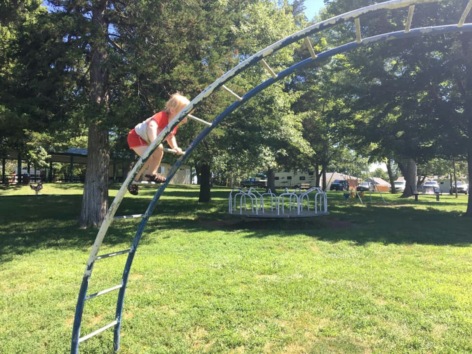 When Can You Let Your Child Play Unsupervised? Experts Explain