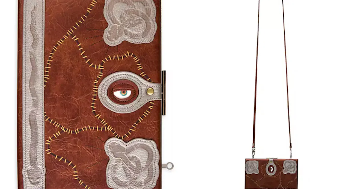 This 'Hocus Pocus' Spellbook Clutch Purse At Disney Is A Must-Have Fall ...