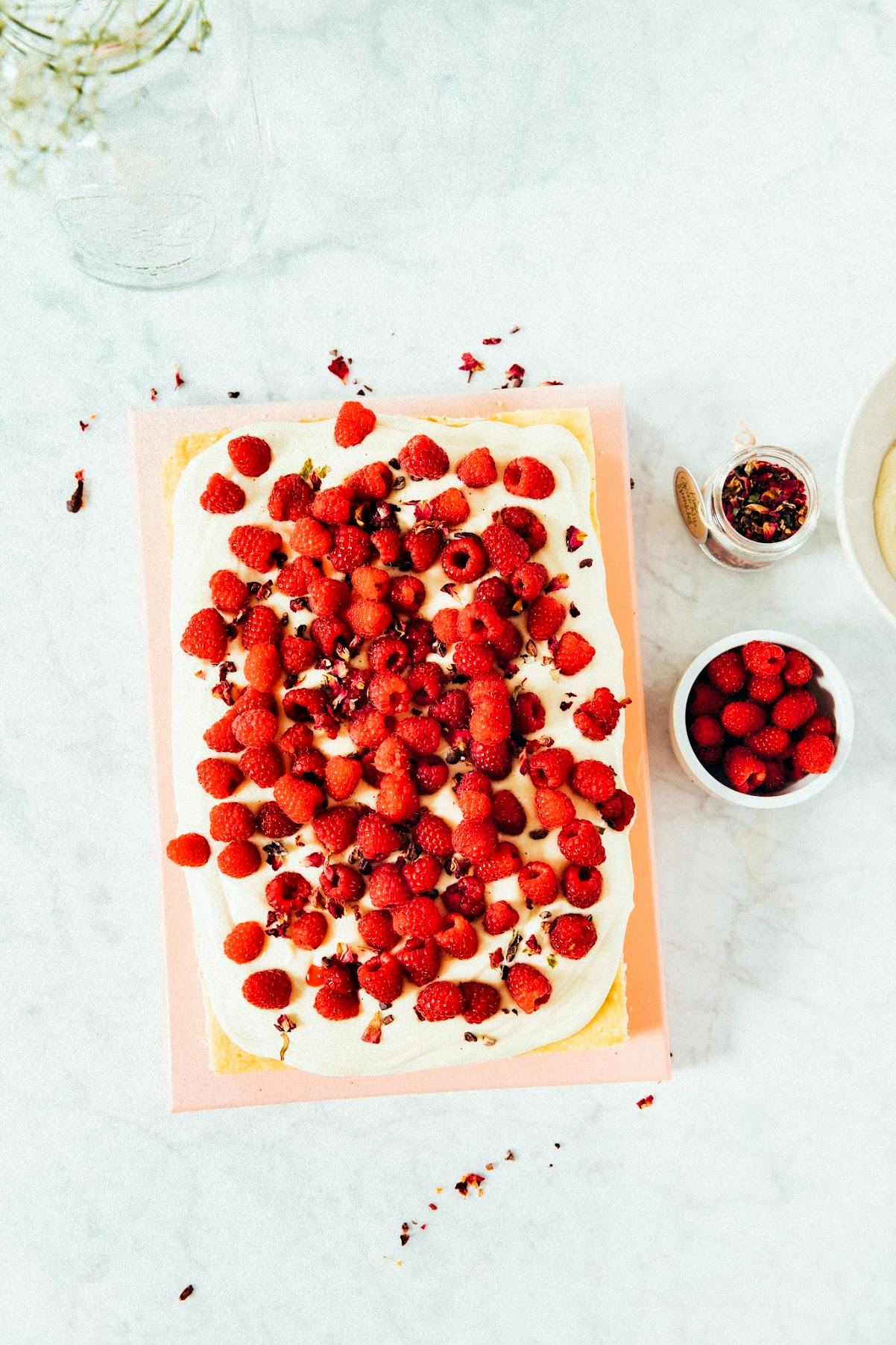 11 Sheet Pan Cake Recipes That Will Feed A Crowd