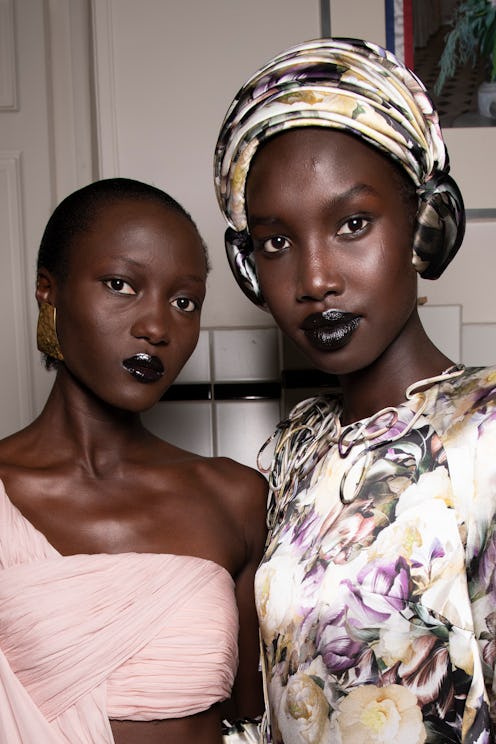 Models with a fall makeup on