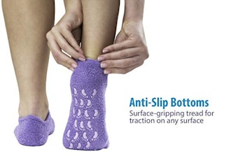 NatraCure Moisturizing Gel Socks