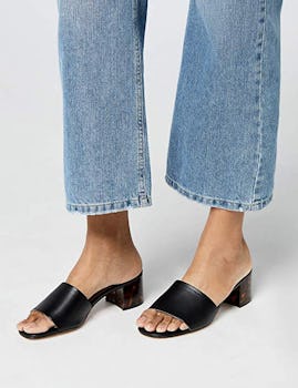 find. Women's Block Heel Mule Open-Toe Sandals