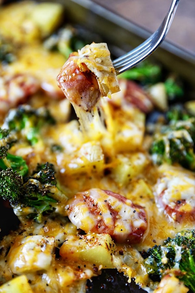 10 Sheet Pan Ground Beef Recipes So You Can *Not* Eat The Same Old