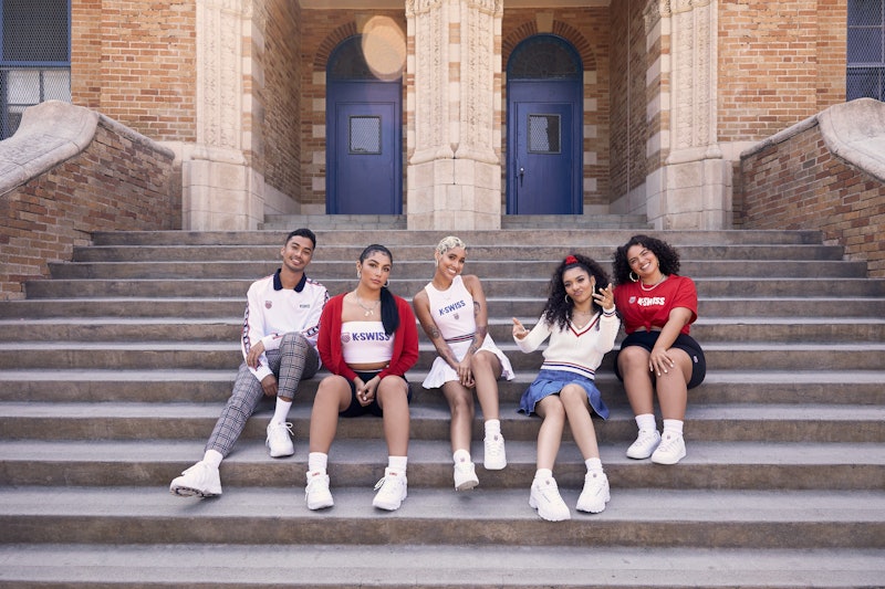 waterval Ouderling Markeer When Does Forever 21 x K-Swiss Launch? These Preppy Pieces Will Give You  All The Nostalgic Feels