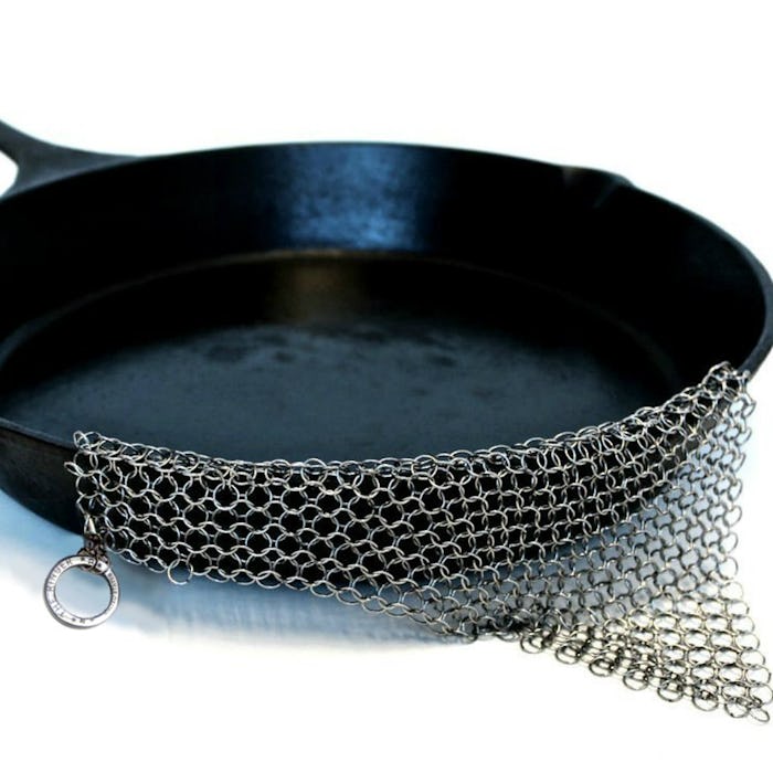 The Ringer Stainless Steel Cast Iron Cleaner 