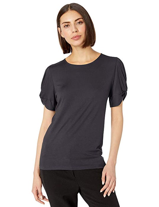 Lark & Ro Women's Crew Neck Twist Detail Short Sleeve Knit Top