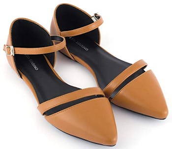 Mio Marino Pointed Toe Flats 