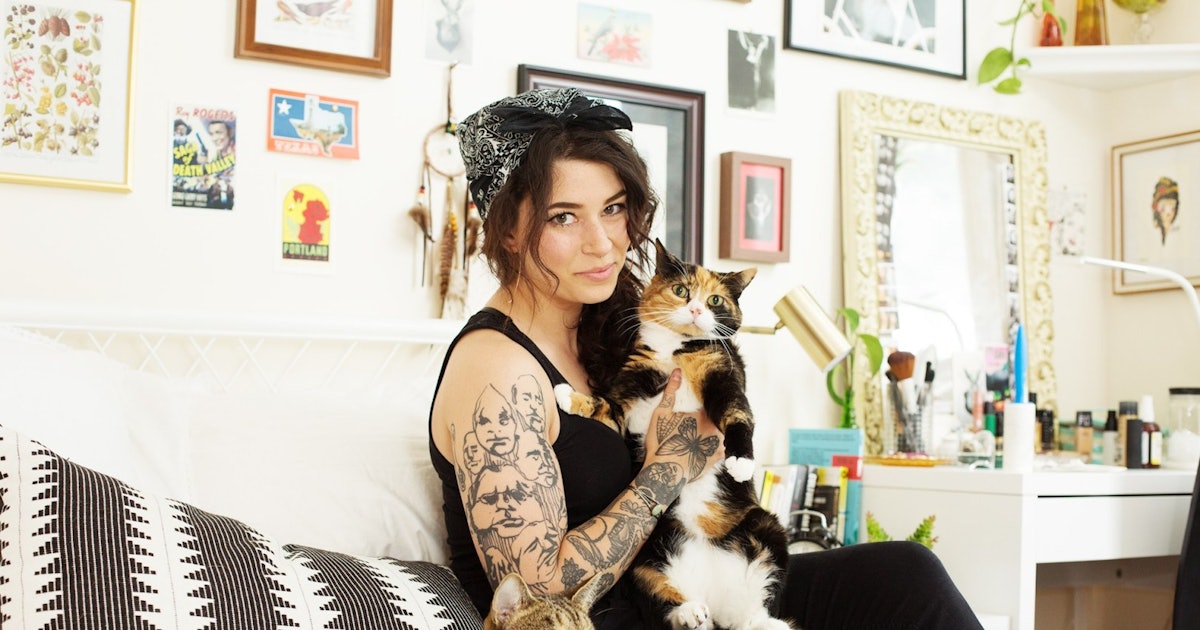 Gallery: 'Girls and Their Cats'