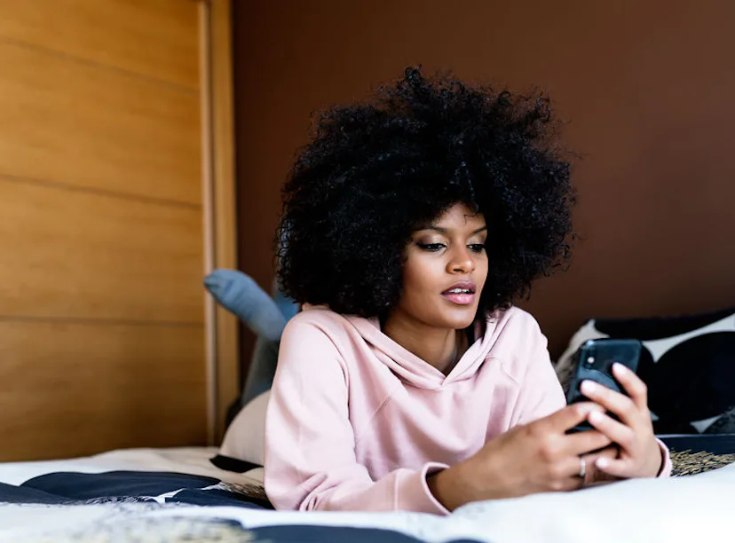 25 Sexy Texts To Send Your Partner When They're Stressed