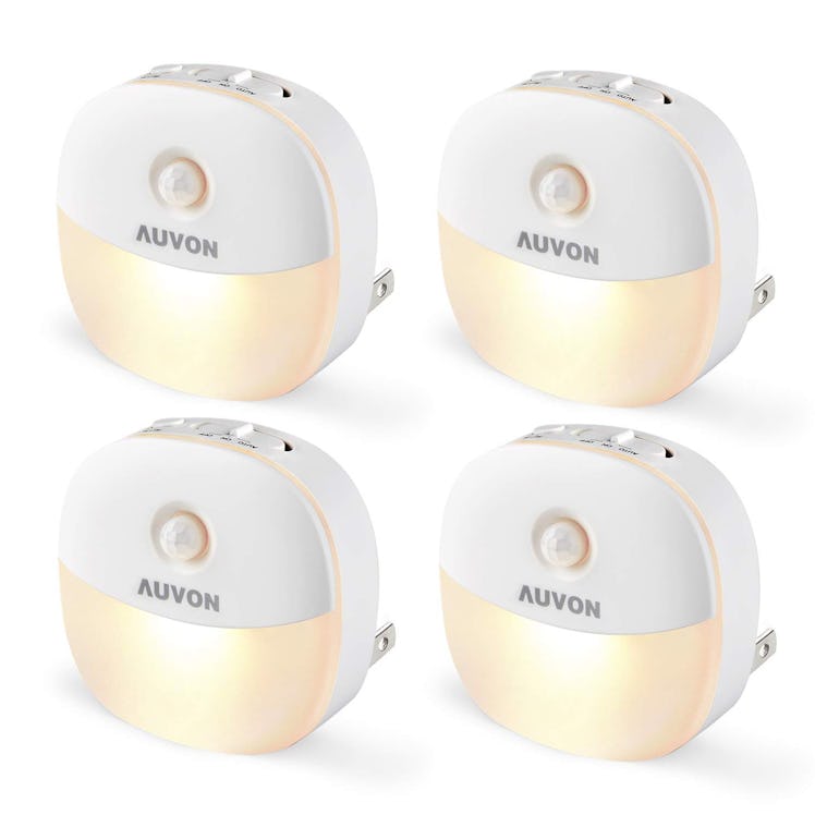 AUVON Plug-In LED Motion Sensor Night Light (4 Pack)