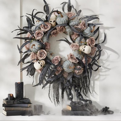 Gothic Skull Wreath With Chain