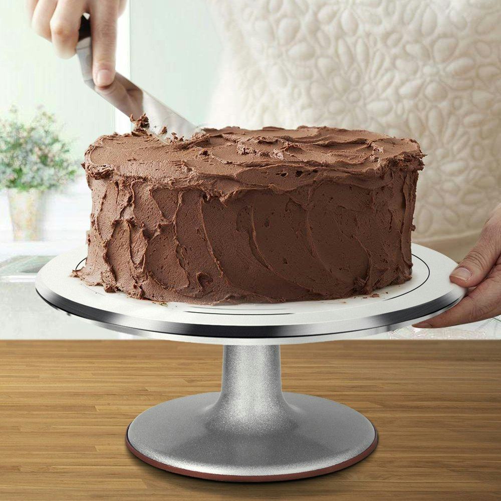 The 3 Best Revolving Cake Stands