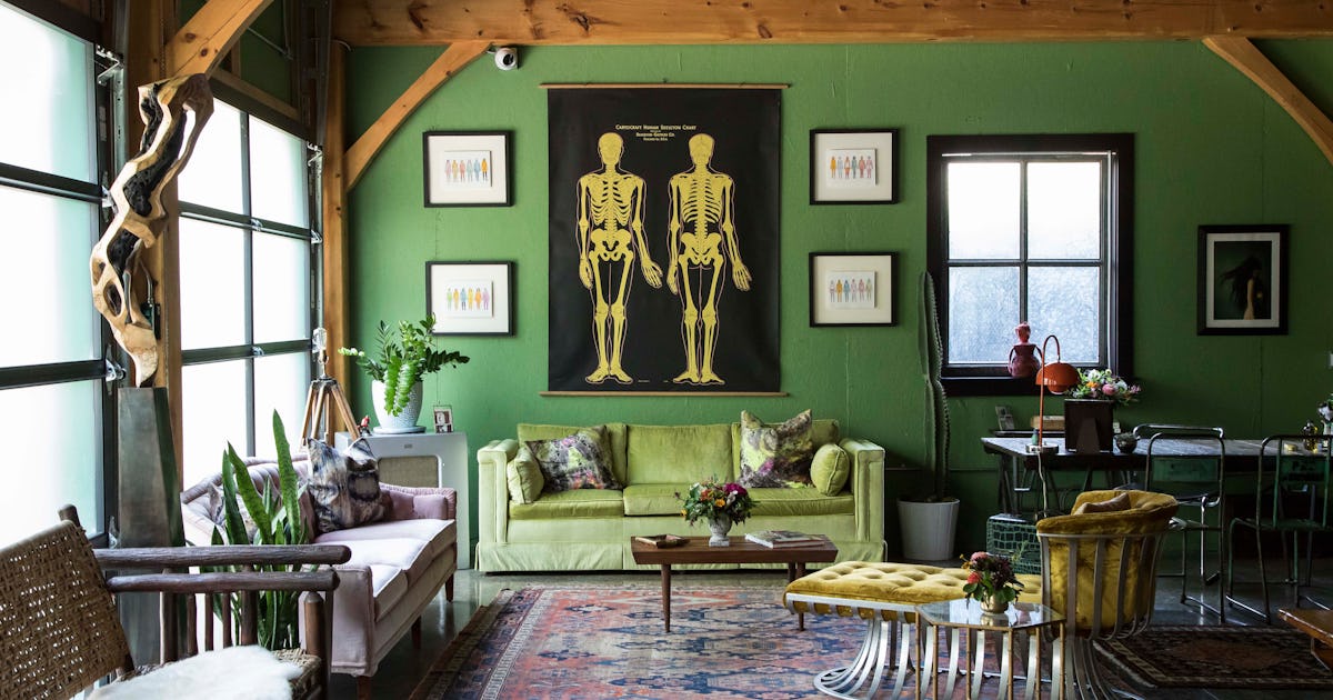 5 Rustic Home Decor Ideas Straight From A Vintage-Obsessed Influencer