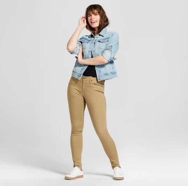Universal Thread Women's Mid-Rise Curvy Skinny Jeans