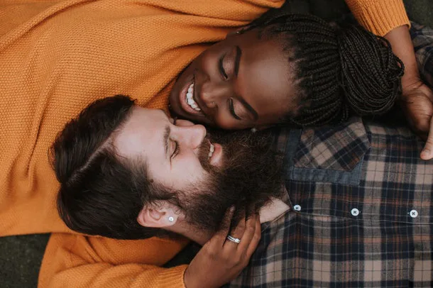6 Early Signs Of Sexual Chemistry To Look Out For With Your New Crush