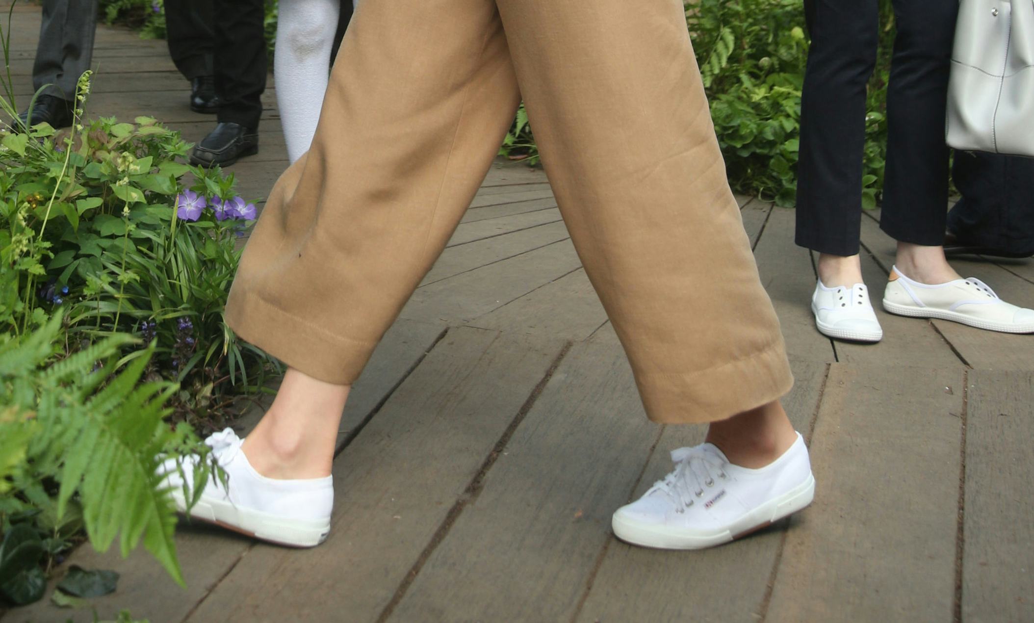 Kate Middleton s Favorite Sneakers Are Affordable The Perfect Addition To Your Wardrobe