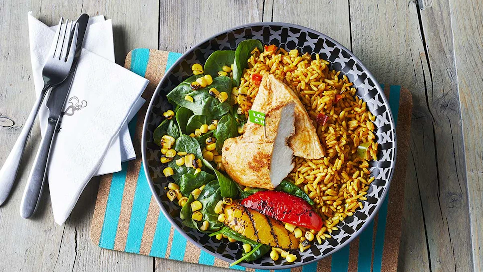 Nando's New Lunch Menu Is Full Of Delish Chicken Dishes For Under A Tenner