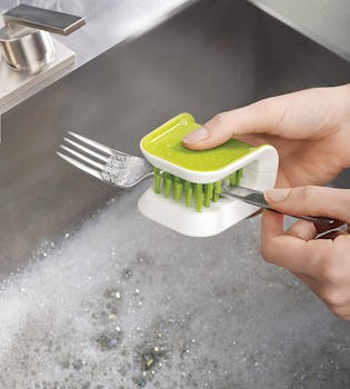 Joseph Joseph Knife Scrubber