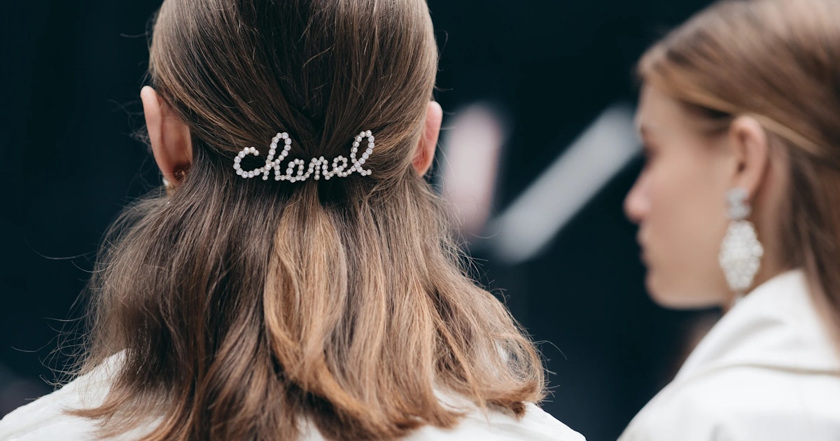 Chanel clip hair Clearance