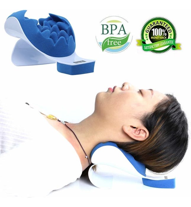 REARAND Neck and Shoulder Traction Pillow