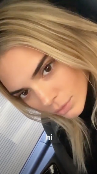 Kendall Jenner S Blonde Hair At The Burberry Spring Summer 2020