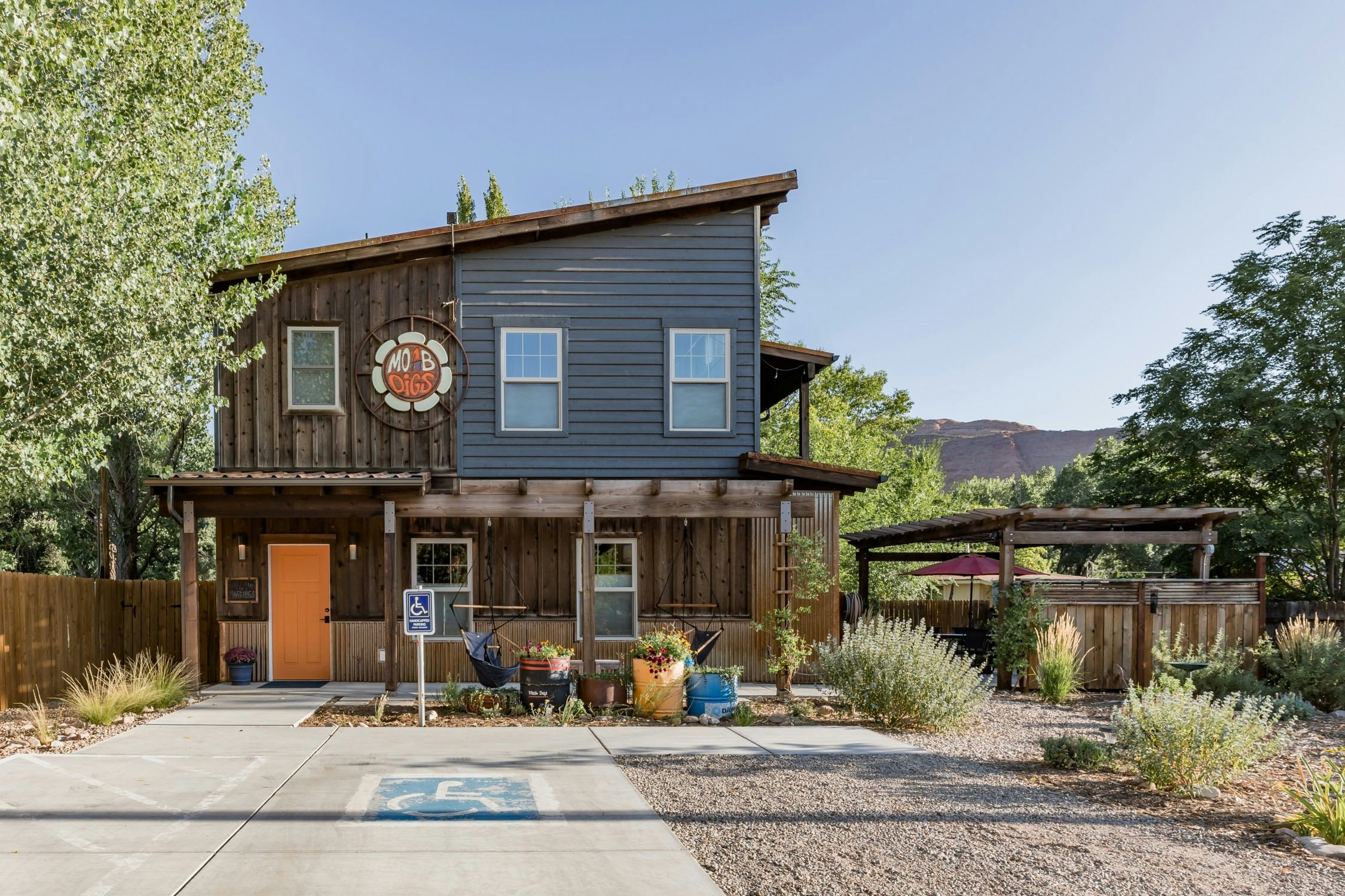 The 10 Best Desert Rentals For Those Looking To Get Away From It All ASAP