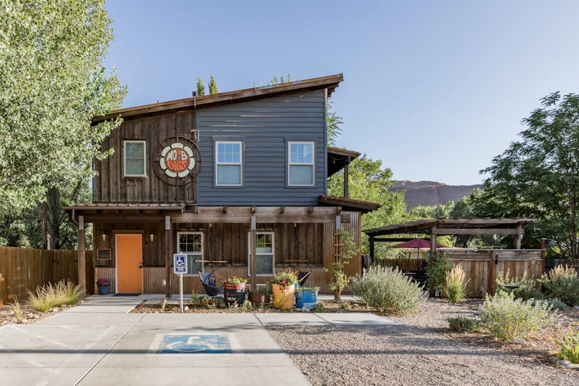 The 10 Best Desert Rentals For Those Looking To Get Away From It All ASAP