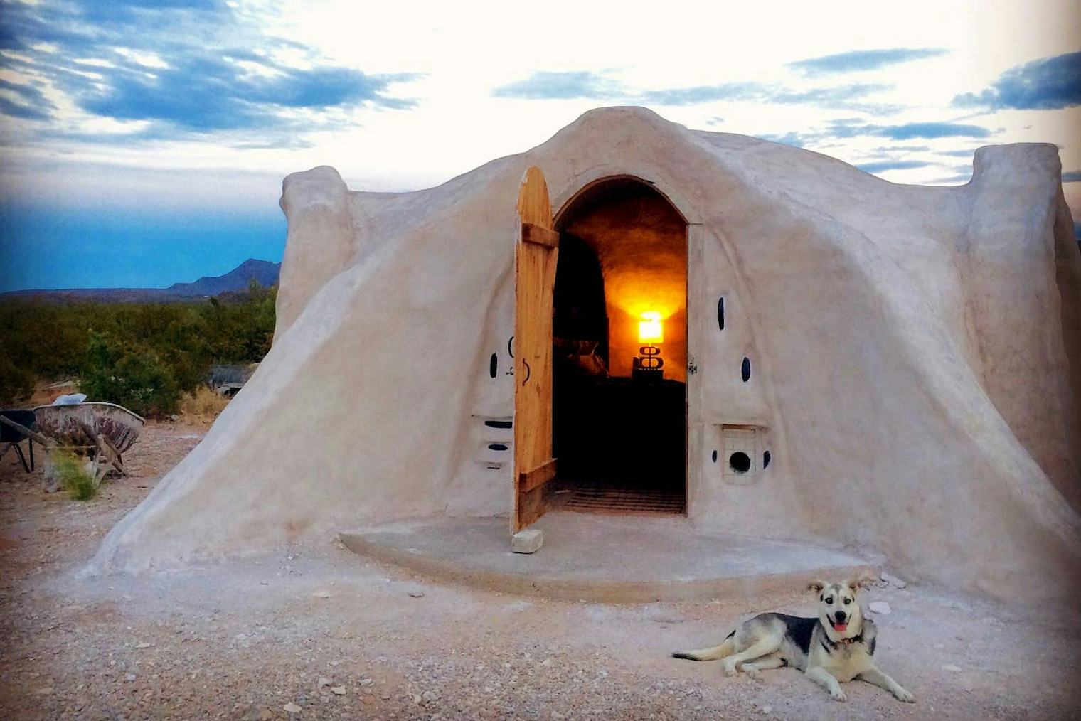 The 10 Best Desert Rentals For Those Looking To Get Away From It All ASAP